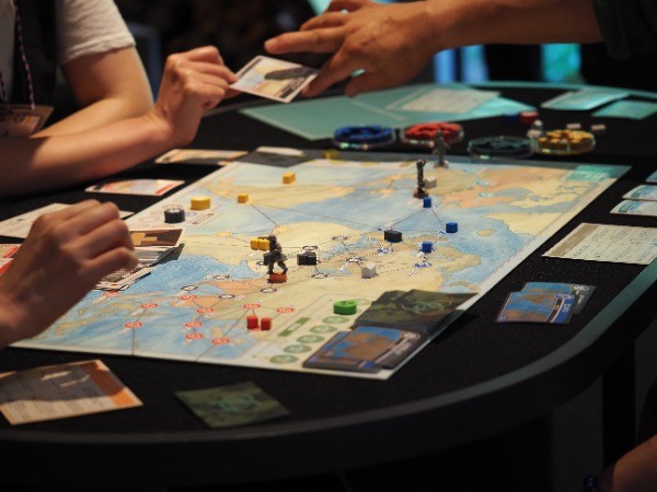 認識のズレを体感できるゲーム型チームビルディングの具体例