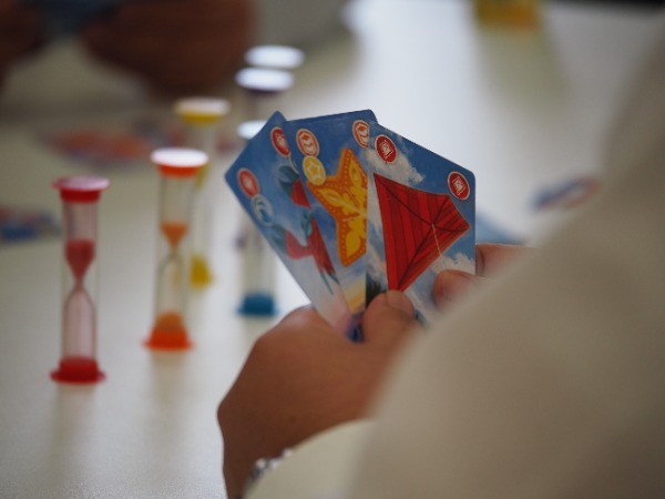 ボードゲームを用いた管理職研修を通して部下やチームの対応力を高める方法