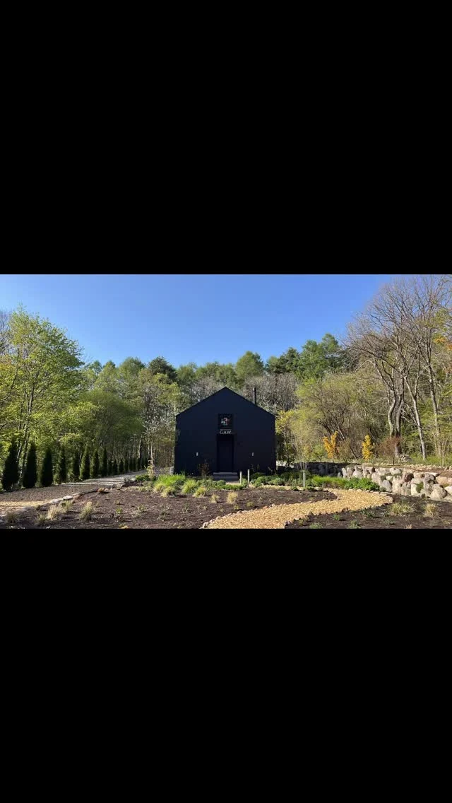 春から夏にかけて、GAW Gardenの移り変わりがよくわかる動画を作ってみました！！

ぐんぐん成長していく植物がとても美しいです！！

こちらのガーデンデザインは、
@nico75nico 
ニコラスレナハンさんにしていただきましたー＼(^o^)／

◎◎◎◎◎◎

GAWは…

都心から電車や車で約2時間半でたどり着く八ヶ岳・原村。GAWは、この大自然の中で体験する“大人のためのボードゲーム空間”です。

▼▼▼▼▼▼▼

公式ホームページは、

https://bgr-gaw.com/

⚫︎ご予約受付中！
※ホームページ内の「料金・ご予約」ページよりお申し込みください。

▲▲▲▲▲▲▲

#gaw 
#educationgames 
#cardgame 
#boardgames
#boardgamer 
#analoggames 
#eurogames 
#resort 
#spie 
#bgg 
#八ヶ岳 
#原村 
#社内研修 
#社員研修 
#ボドゲ 
#ボードゲーム 
#アナログゲーム 
#カードゲーム 
#アナログゲームマスター
#あだちのyeah 
#journal 
#season